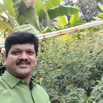 .DCC general secratary Kozhikode
former gramapanchayath member.panangad,
studyd in ...govt college Kodencheri..SNGC. chelannur,St. josephs devagiri