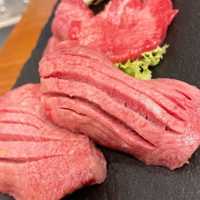 kw89687644's profile picture. 挑戦💪中小企業診断士資格取得を目指す肉屋🍖🥩（卸売業）。是非フォローお願いします。 現在約2000時間継続中📚。 2022/8月〜大原入校（通信の方）。2023/9月〜TAC入校。宜しくお願いします🤲31歳