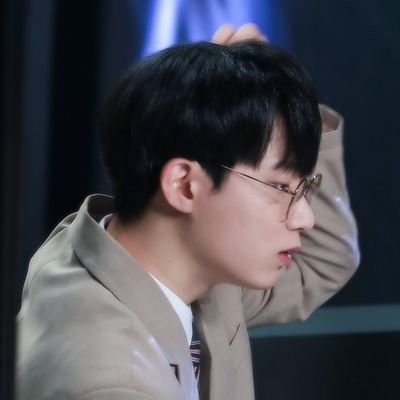 Former OverWatch League Player 
@OverwatchLeague KR commantator
Discord:Chansik#6013
Twitch:https://t.co/SiPcscphLk