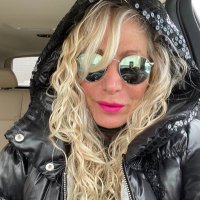 Madame Julie (@juliedelatri) 's Twitter Profile Photo Madame Julie (@juliedelatri) 's Twitter Profile Photo