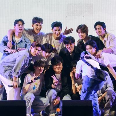 I love DMD family🥰🥰🥰🥰Waiting for that one day to happen.