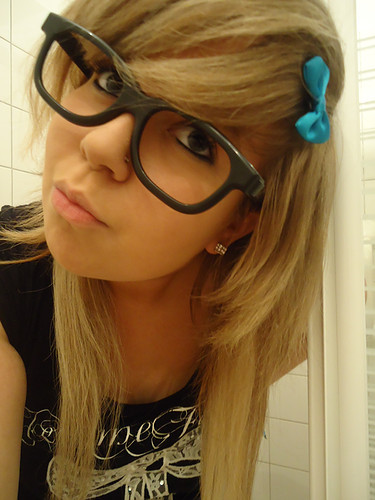 GodsGirl_33's profile picture. I Am Mαяy And You Are Not ^_^