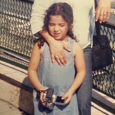 Sur les réseaux de @Slatefr ; 🎧 maman d'Allô 213 (Prix Apprentissage 2022 au PPF). 1/8 @arabengers❤🔥 Oum Kalthoum in my qalb🖤