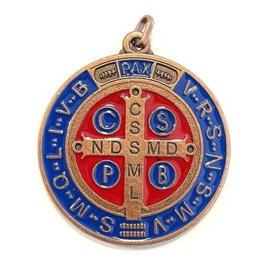 Católico apostólico romano. Comodorense. Prof. en Tecnología. Tercera posición.
Peronista!✌🏽Militante del campo popular.
2023👉 Patria sí, colonia no.