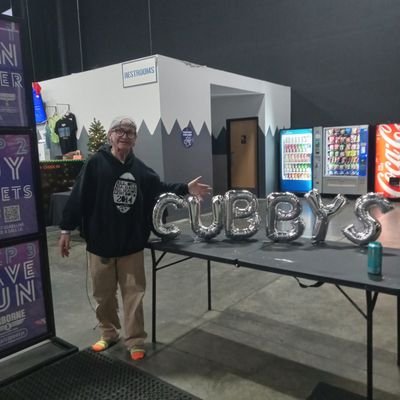 GARBYUCOUGARSF1's profile picture. HEY I AM 53 YEARS OLD WHITE MALE & I  LIVE IN PROVO UTAH ,& I AM HUGE UTAH UTES FAN & A HUGE UTAH JAZZ FAN SINCE 1979 AND I LOVE STEPHEN CURRY