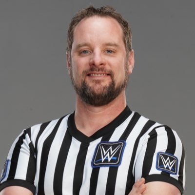 ➡️@wwe #SmackDown Referee ➡️#WWENXT Timing Producer ➡️Total Zebras ➡️Comic book guy ⏮️FCW/@DragonGateEN /DGUSA/@wwnevolve /ROH/Micro/@dwwrestling
