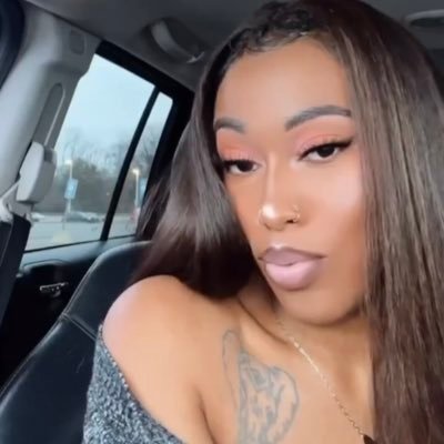 wife, mommy, baddie - in that order 💅🏽 • @mkaybymicah • @mkayaesthetics • https://t.co/BcpAwH4RC0