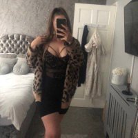 𝐒𝐨𝐩𝐡𝐢𝐚 - 𝐒𝐀𝐋𝐄 𝐍𝐎 𝐏𝐏𝐕 💜 (@sophiathemilfx) 's Twitter Profile Photo