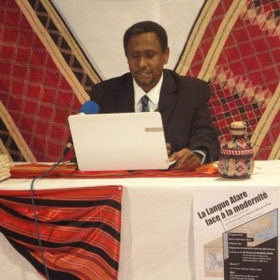 Dr en sciences de languages, spécialiste de la tradition orale afar, chercheur, directeur de l'institut de langues de Djibouti ( Djibouti)