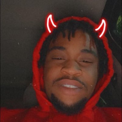 Twitter Gamer I’m a very funny ass gamer, if you watch me I could make ya laugh the whole time!!💯💯 My Clan: KillStreakMafia