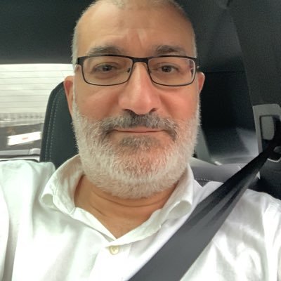 Husband and father of Three. Finance Officer. Love watching Formula One, Rugby. love swimming. Nottingham Forest supporter. 🇬🇧🇸🇾