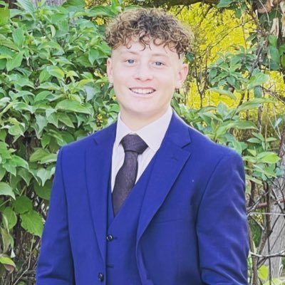 Borah High Class of 2026. 3.87 GPA. 5’6” 160lbs. Football/RB-DB, Baseball Utility-Switch hitter, Choir-Tenor/Baritone.