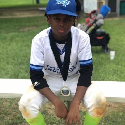 Fl☀️5’5 GPA 3.5📚 team Hit Factory Russo 2027 SS/3B Class 2028|| 813-767-5846