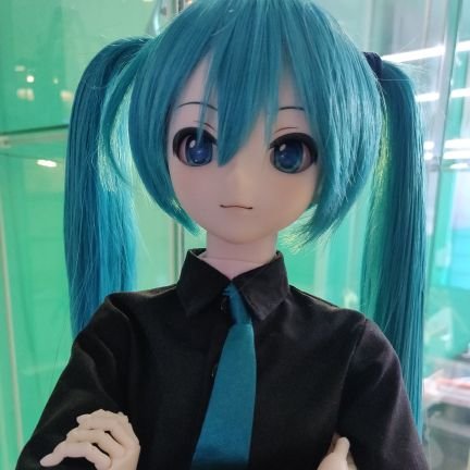Runs a private Miku Museum! Follow me if you want your timeline spammed with Miku!