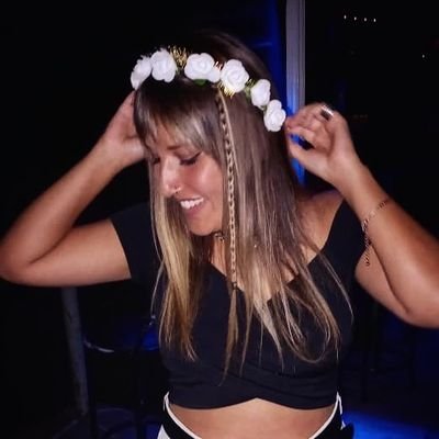 SofiVallejoss's profile picture. El peor arrepentimiento es el de las cosas que no nos animamos a hacer

.
.
.
.
.
.
¡Siempre estaré a tu lado Rojinegro querido! 🔴⚫
