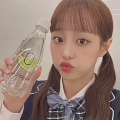 CHUU IS BETTER THAN ME