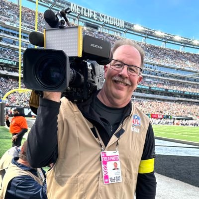 7 Time Emmy award winning Staff News Photographer Fox 5 NY , former Fireman & boater. USMC Dad 🇺🇸pcinnante on instagram