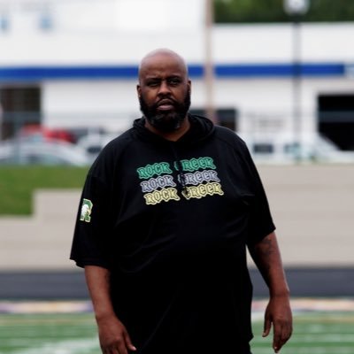 Associate Head Coach / Offensive Coordinator @ Rock Creek Christan Academy Former Syracuse University Orangemen 🏈🏈