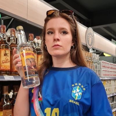 O pior tipo de curitibana possível
Crítica de RU
Jornaleira UFPR