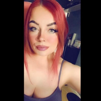 😻 Co owner of @inclethal #pcgamer #xboxonegamer #gamer #TwitchKittens #TKlove #teamkitty 😻 working full time has killed streaming will be back 😘 #idiot