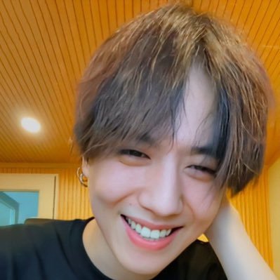 I GOT 7 💚 #อากาเซ่ #Yugyeom #유겸 🌻🌼 “ รักนะเจ้าคยอมมี่ ” @yugyeom 🥰 เป็นแฟนมาร์คต้วนด้วยนะคะ 🐰☂️ @marktuan #แจกของจุ๊บแจงแฟนคยอม #jubjangรีวิว