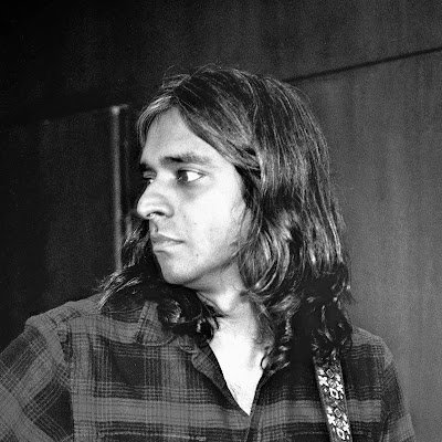 VivekAyer's profile picture. https://t.co/rZsEGbdnTa