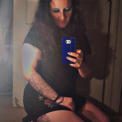 26. Tatted & pierced. FINDOMGODDESS. Student. Alpha MILF 🔥 1/2 of 2DopeDommes👑 Send $10 tribute to be acknowledged 😇♥️CA:$LadyRaRaEnvy PayPal: @ladylizlee