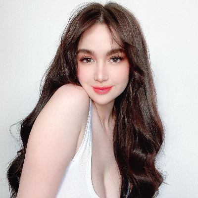 smithloraine83's profile picture. 