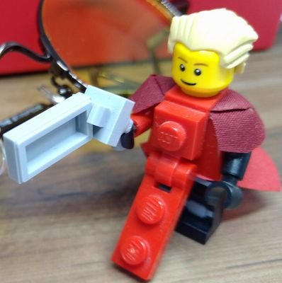 Ippei_Shimada's profile picture. 映画、レゴ、漫画、ドライブ等が好きな人。
好きな漫画は「TRIGUN」、「血界戦線」、「聖闘士星矢」「ジョジョの奇妙な冒険」。
レゴのミニフィグ作品や日々のちょっとした事をつぶやきます。