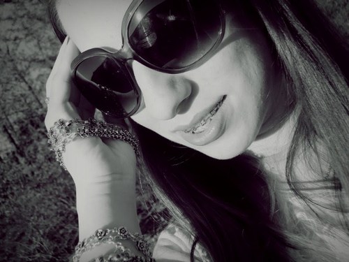 Não sou uma garota qualquer , pode pisar mas quando eu me levantar CORRE ! ♥ eu amo a @JuuhBuffi