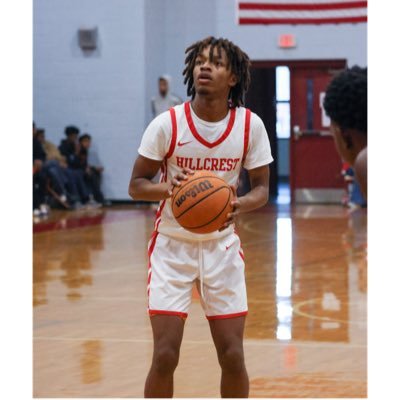 OsaAlohan07's profile picture. Life is simple: Eat, Sleep, Hoop🏀 :Class of 2025💯🔥email - iyare07@yahoo.com 📲2052393740 height 6’3