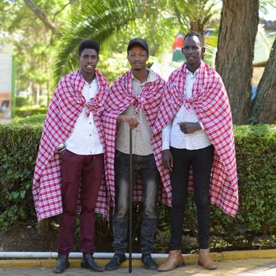 PaulLenjir's profile picture. Be-witching gap