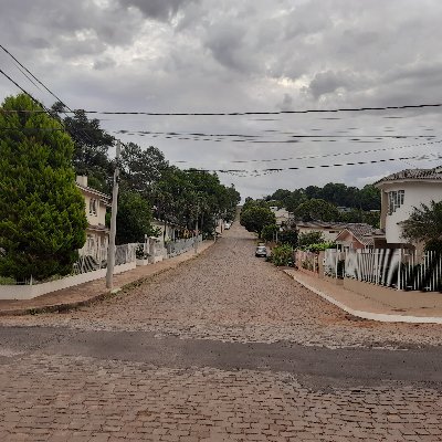 Esse perfil é um bot que atualiza o cidadão sobre o status do asfaltamento da Rua Anchieta.

Estamos no status do dia: 76
