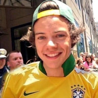 Pode me chamar de Gabi ou Bibi, tanto faz | @gabip12917062 (conta reserva) | 💍 @quinlaness 💍 | (a/ela/a) || Bookstan/fan account || (05/??📖)