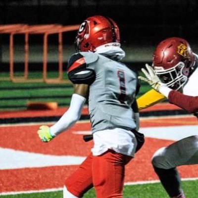 40 (4.48) calumet new tech high school NWI📍/17 yrs old /slot WR/DB/cell mail 📬 @amarionchandler106@gmail.com