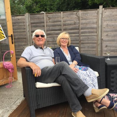 grandmother of six - with a social conscience. hate racism & bigotry of any kind. pro EU - dislike Tory governments. Leeds lass living in Herts