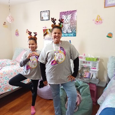 Carmen142722's profile picture. 