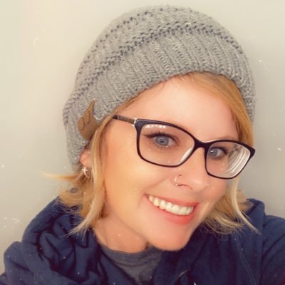 camijonelle95's profile picture. don’t let anyone’s opinion get in your way of living your dreams