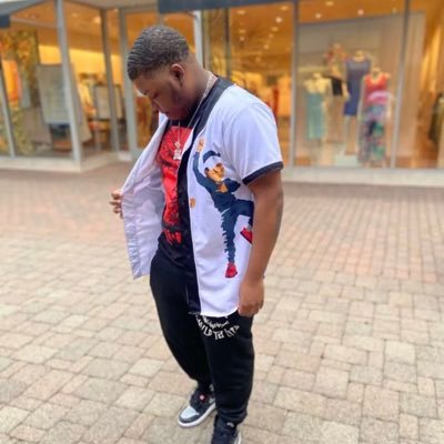 dlearout's profile picture. {Business inquiries} Javenchapman5@gmail.com Look Back With Pride… Look ahead with Confidence💫 Best wishes🌹 For all that lies ahead🚶🏾‍♂️