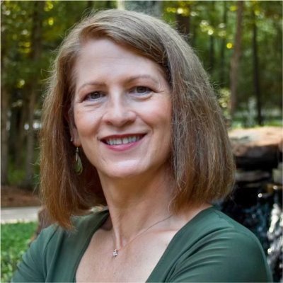 Certified EOS Implementer® Rainee Busby Profile
