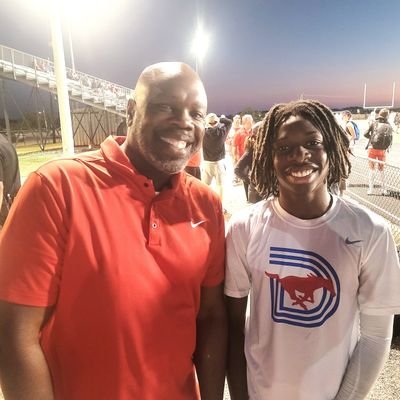 Dad to Freshman 2026 QB @Jaylinhawkins02 817-705-4680 and 817-818-6855
