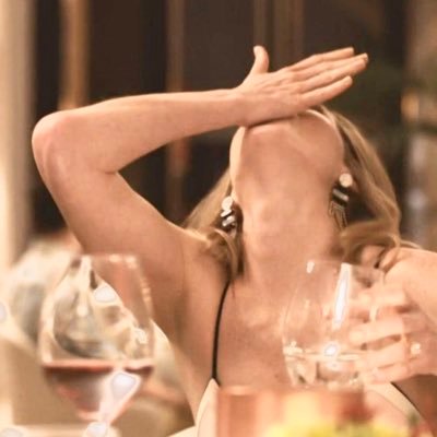 zingaraaaa's profile picture. wickedly talented.