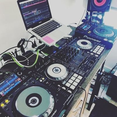 Olamide24611871's profile picture. I. Am dj PiLLOTT from lekki vi an i any update  dm me https://t.co/KCkLvDSkcN