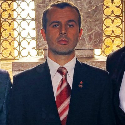 @ZaferPartisi Tokat İl Başkan Yardımcısı 
@AnkaBroker Managing Partner 
@MutluAgro Çiftçi 
| Amatör İha Pilotu & Yat Kaptanı & Muay-Thai'ci | ENTJ.