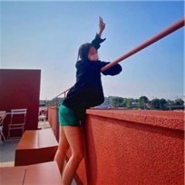 ビンボーからの逆転人生🌹
スマホビジネスで起業して気づけば7社を経営🎊
最近は稼げる情報を教えたり現金プレゼント企画をしています💷
今ラインで繋がれた方は限定でお金配りキャンペーンにご招待します💫
まずは気軽にフォローしてね‼