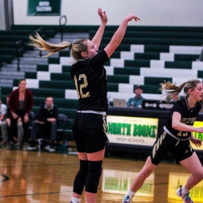 Pecatonica ‘24 ll 5’2 || volleyball (L)|| basketball G/SG || softball (3.9gpa) 3x all conference