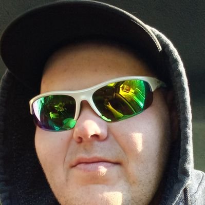 here to chill laugh connect & meet new people
this is a no bullshit allowed zone