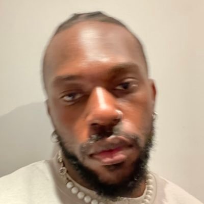 sumpachris's profile picture. A PLAYA'S SZN