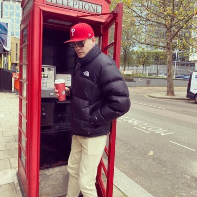 c_kutrubes69's profile picture. Knowledge Is Power . Kinda Likes Baseball . JR Paralegal . Also 6’5”