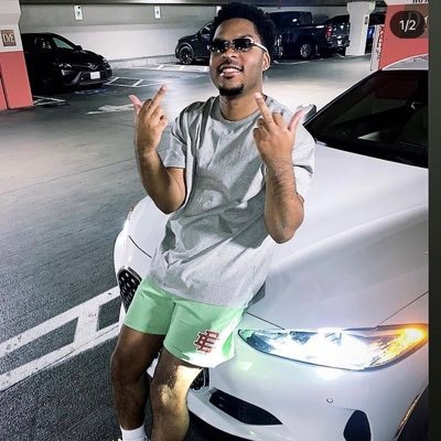 Ogdaz_'s profile picture. R.I.P Ma 🖤! #onlyforthestruggle